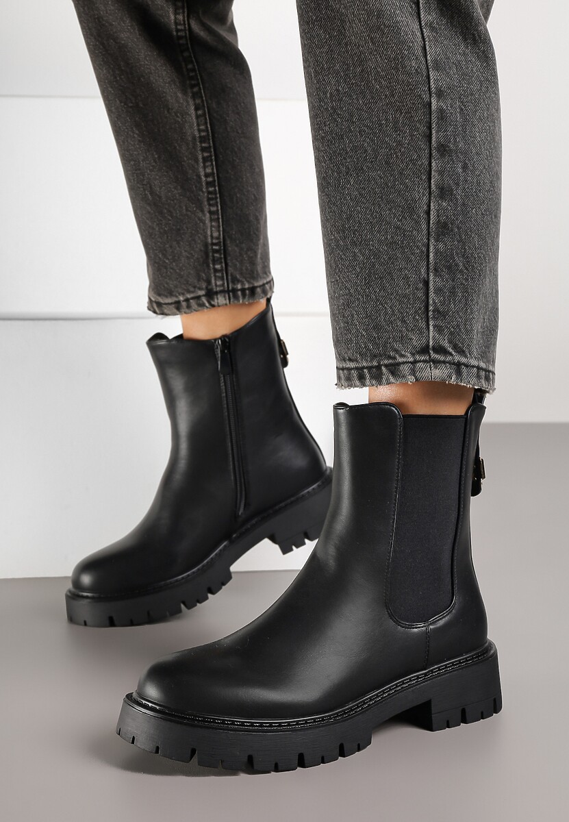 Czarne Botki Typu Sztyblety Zdobione Aplikacją Naladeia