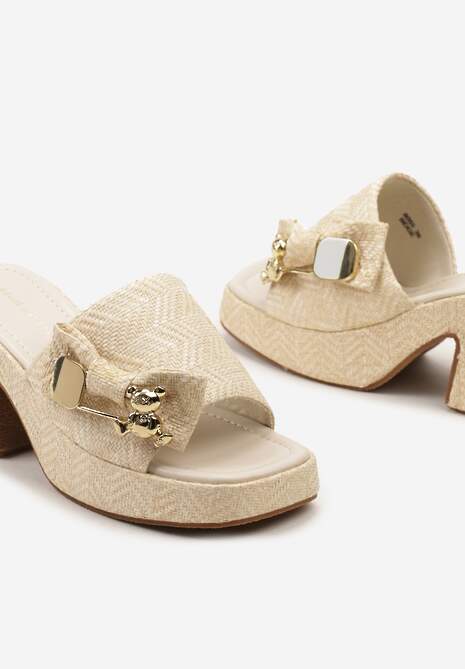 Beżowe Tweedowe Klapki na Słupku i Platformie Ozdobione Uroczą Klamrą i Cyrkoniami Konanttia