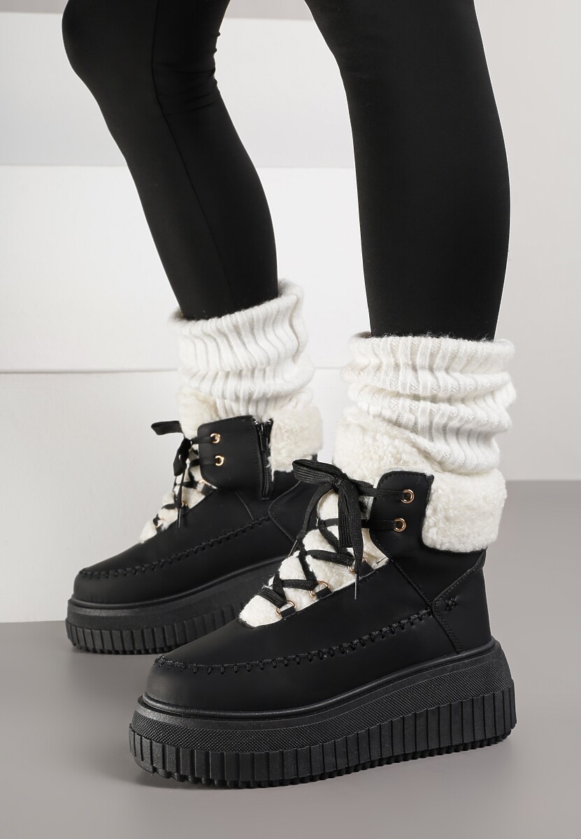 Czarne Śniegowce na Platformie z Tłoczeniem Ozdobione Przeszyciami i Futerkiem Ralassa