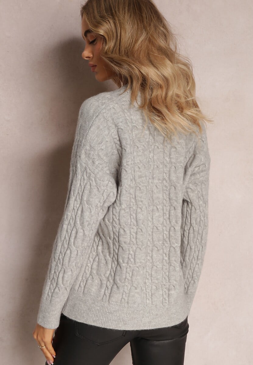 Szary Sweter z Okrągłym Dekoltem i Splotem w Warkocze Dawnitta