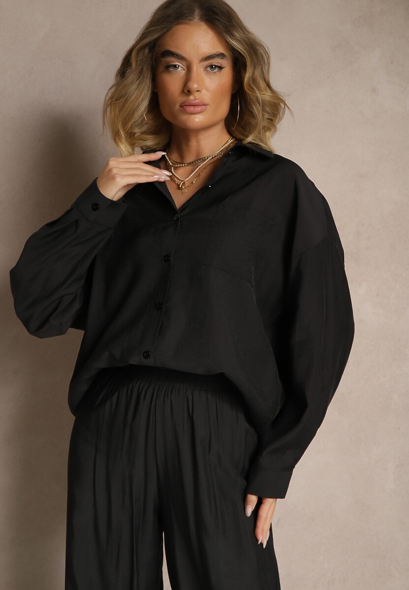 Czarna Koszula Oversize w Klasycznym Stylu z Kieszonką Liozira