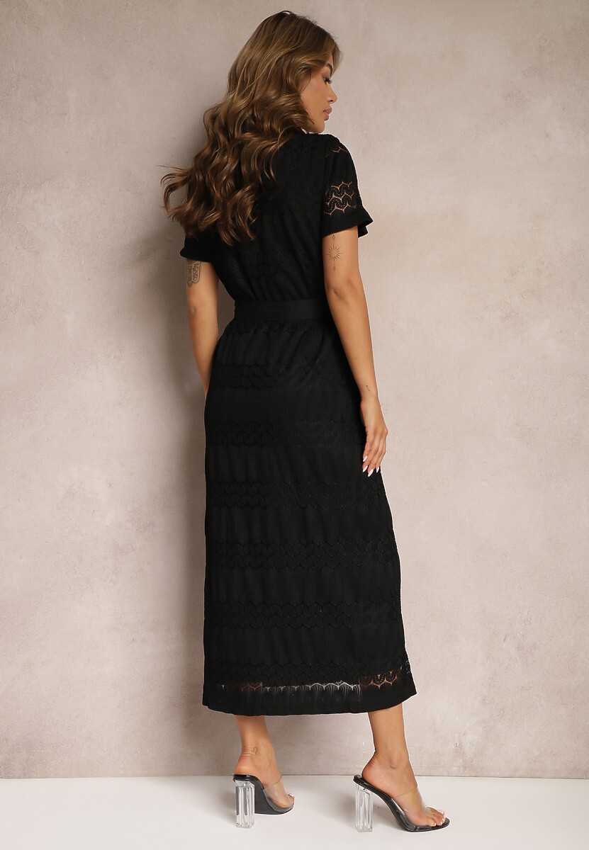 Czarna Sukienka o Koszulowym Kroju Zapinana na Guziki z Paskiem Galavia