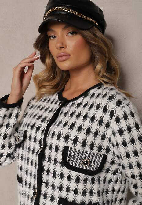 Biały Wiskozowy Kardigan Ozdobiony Wzorem w Pepitkę i Guzikami Saveri