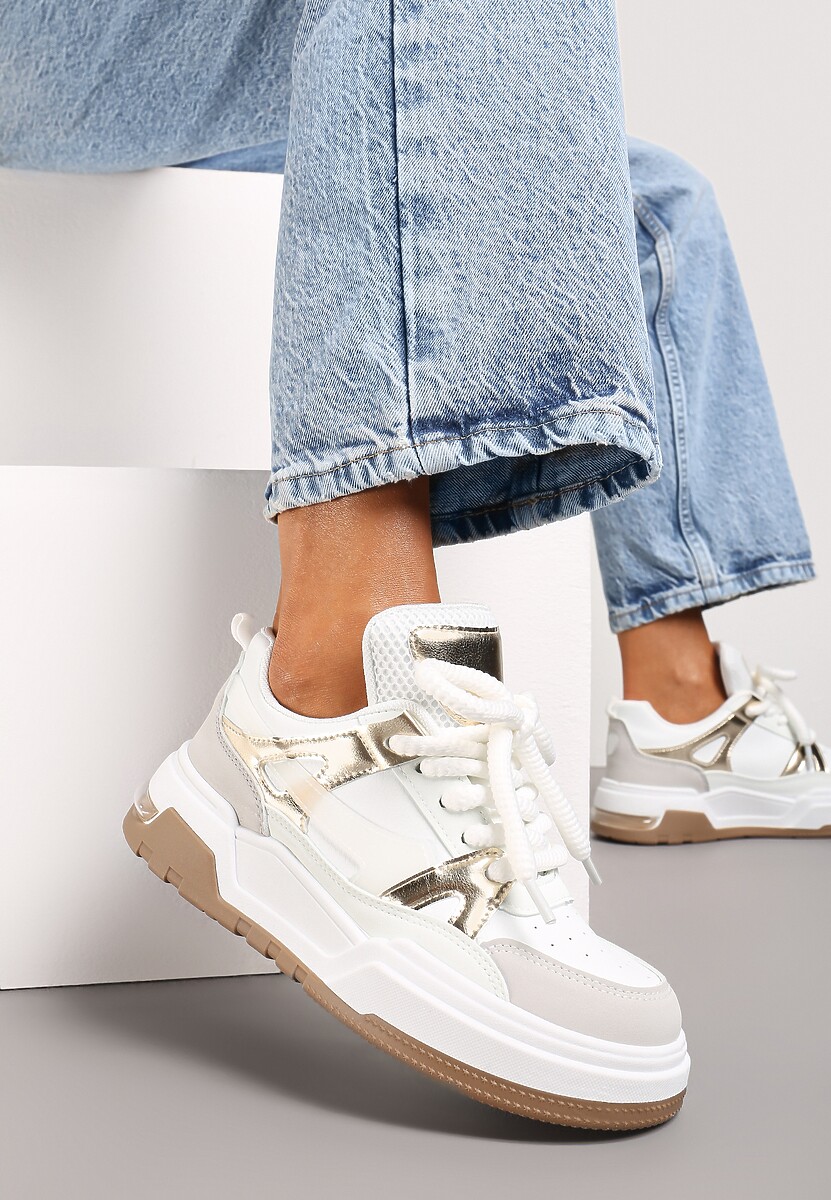 Biało-Złote Płaskie Casualowe Sneakersy ze Sznurowaniem i Transparentnym Elementem z Tyłu Gamarie
