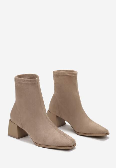 Ciemnobeżowe Botki na Słupku z Kwadratowym Noskiem Jozelinetta