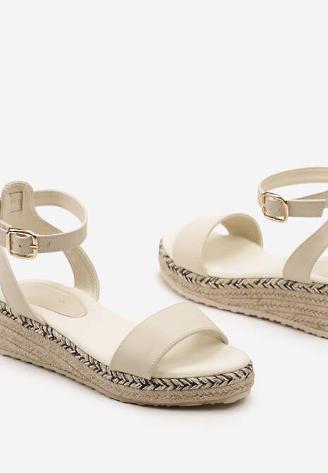 Beżowe Sandały z Ekoskóry na Grubej Plecionej Podeszwie Zapinane na Sprzączkę Uvionna