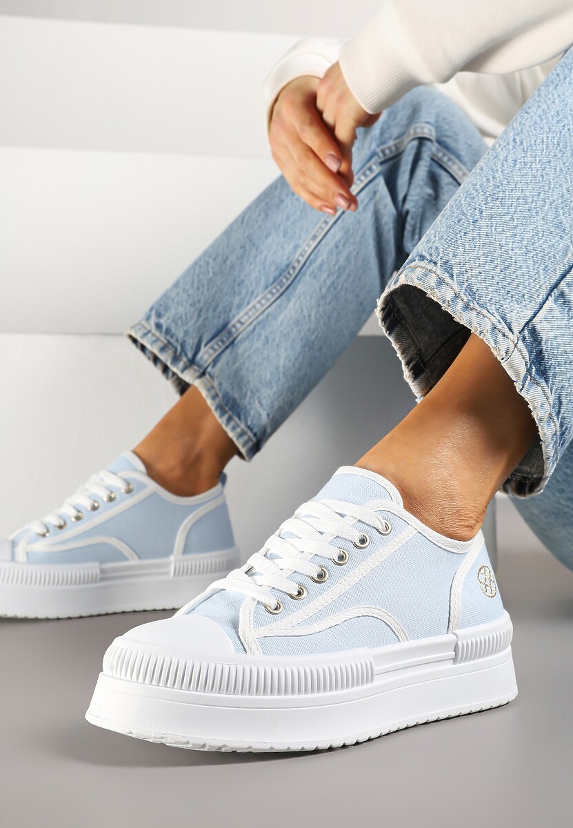 Niebieskie Trampki na Platformie z Metaliczną Ozdobą Afleeria