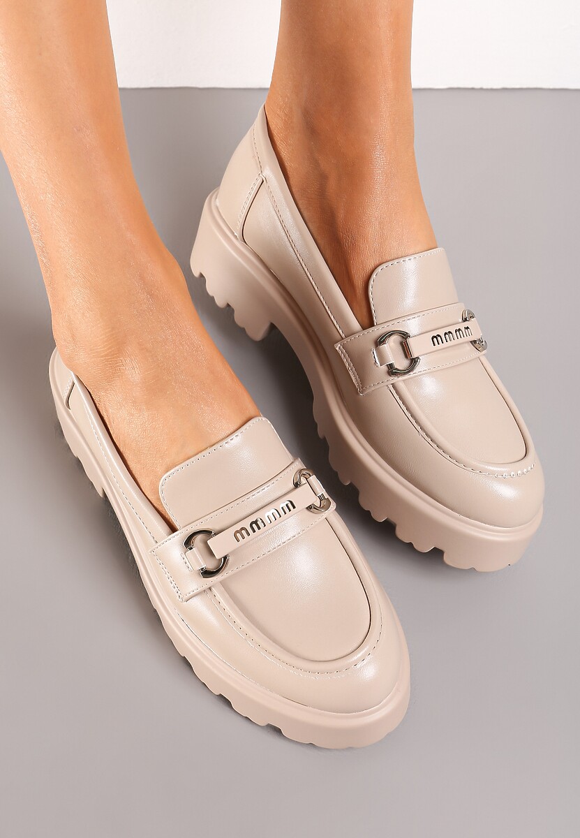 Beżowe Mokasyny Ozdobione Minimalistyczną Klamerką Arines