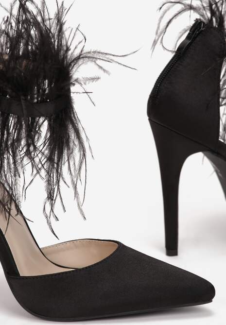 Czarne Sandały z Piórami Geanesh