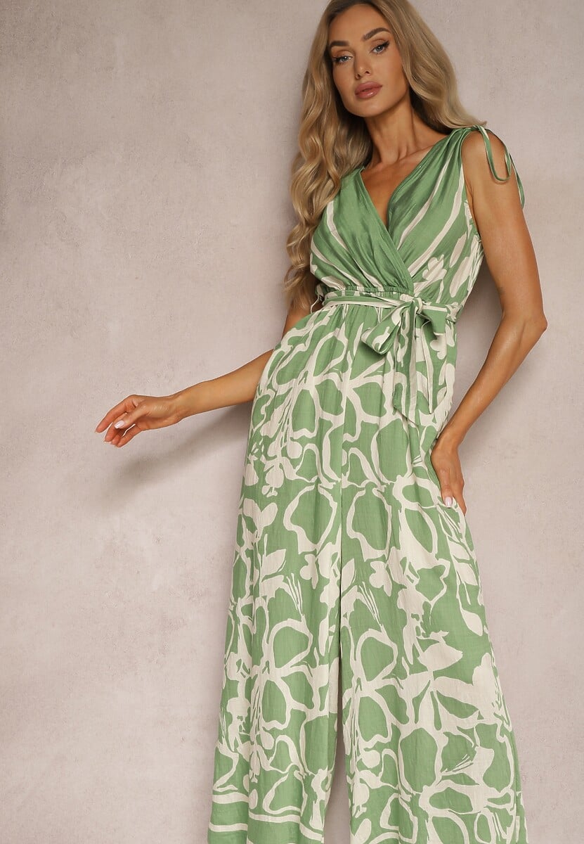 Zielony Kombinezon z Dodatkiem Wiskozy Paskiem w Talii i Kopertowym Dekoltem Paratia
