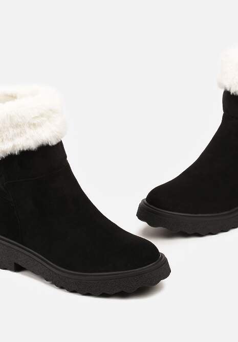 Czarne Botki z Imitacji Zamszu z Futerkiem i Płaską Podeszwą Cegia