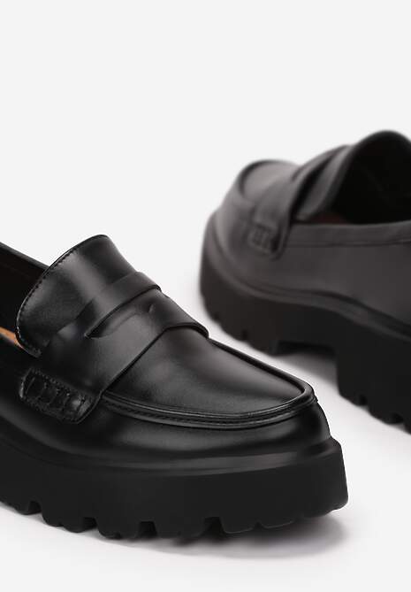 Czarne Mokasyny Dansitu