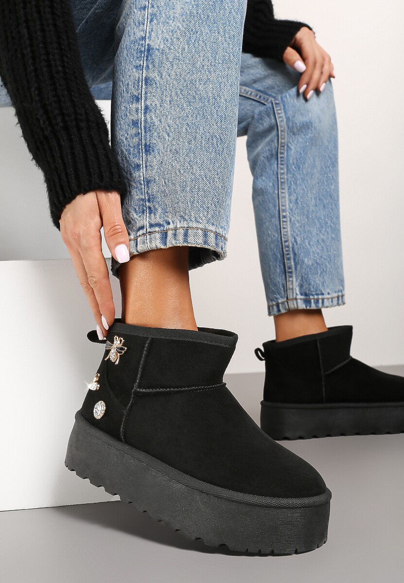 Czarne Śniegowce na Platformie Ozdobione Metalicznymi Aplikacjami Teccaria