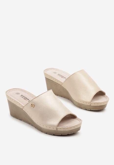 Złote Klapki  na Koturnie z Wkładką ze Skóry Naturalnej Ciravel