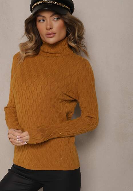 Brązowy Golf z Wiskozą w Tłoczony Wzór Przeszyty Metaliczną Nitką Neldora