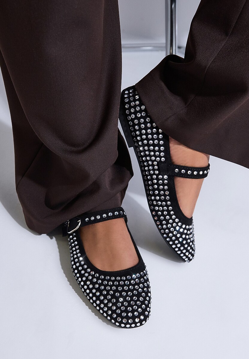 Czarne Balerinki na Płaskiej Podeszwie Ozdobione Cyrkoniami i Regulowanym Paskem Nenivia