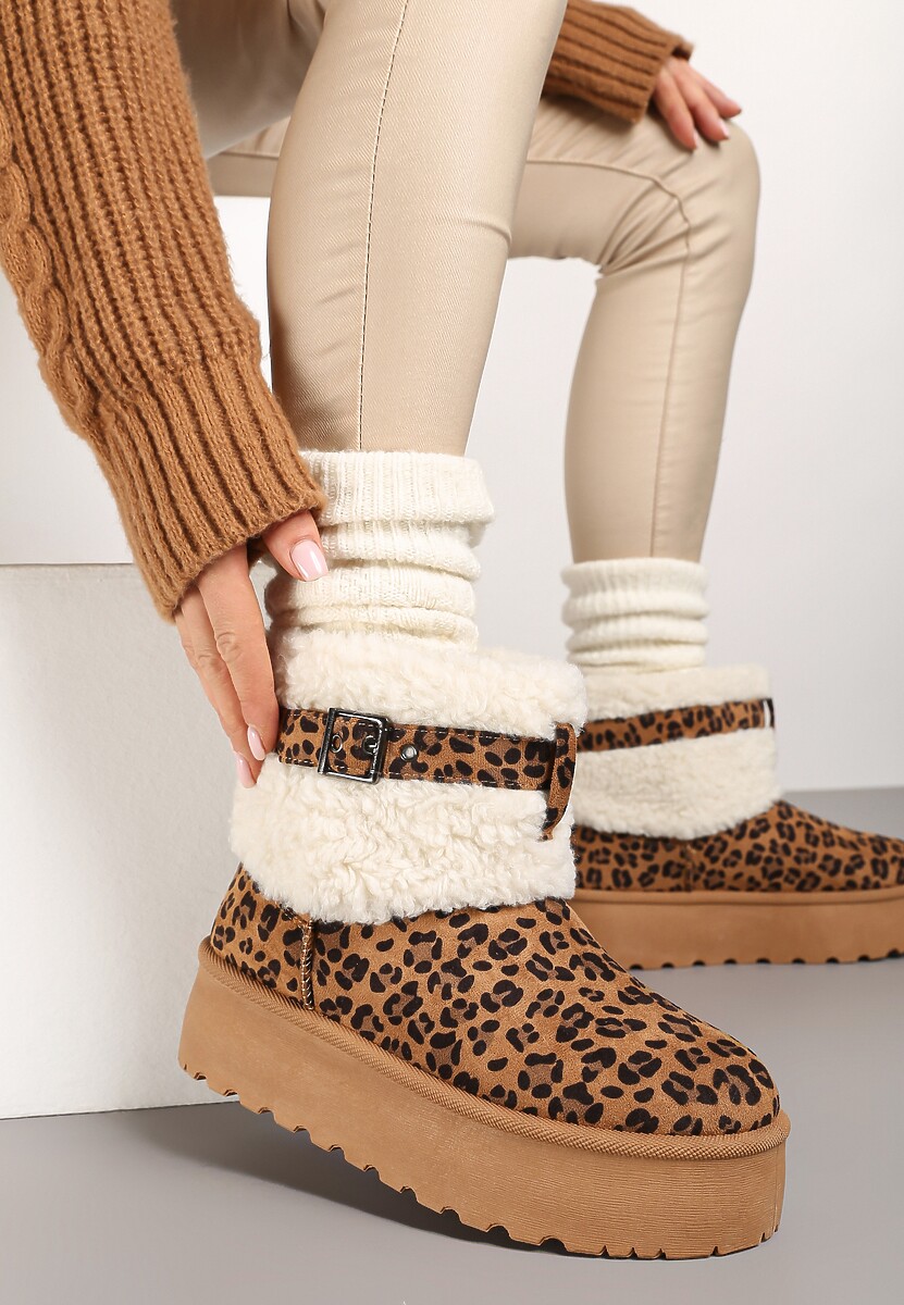 Brązowe Śniegowce na Platformie Ozdobione Metaliczną Klamrą i Futerkiem w Stylu Baranka Anelavia