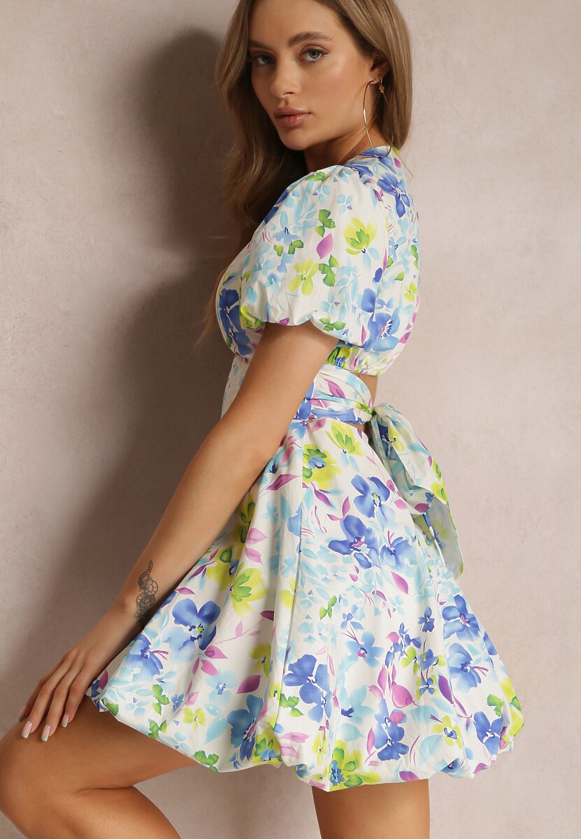 Biało-Niebieska Sukienka Amarhoreia