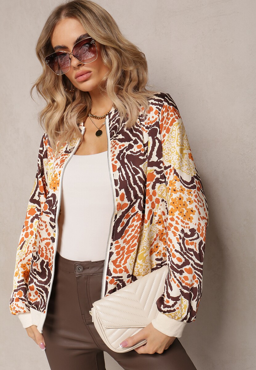 Beżowo-Pomarańczowa Bluza w Stylu Bomberki Ozdobiona Abstrakcyjnym Wzorem Terenika