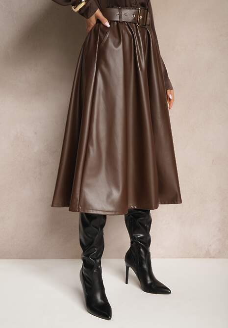 Brązowa Spódnica z Ekoskóry o Rozkloszowanym Kroju z Paskiem Sewida