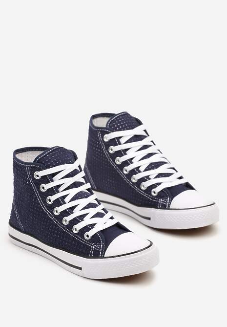 Granatowe Płaskie Trampki z Perforacją Yelagia