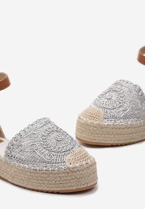 Srebrne Ażurowe Espadryle na Niskiej Platformie Plecionej z Zapięciem wokół Kostki Piervia