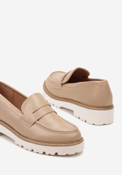 Beżowe Casualowe Mokasyny na Płaskiej Podeszwie z Ozdobnym Paskiem Apahida