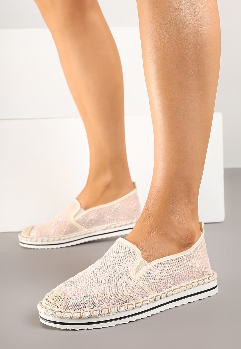 Różowe Espadryle z Ozdobną Plecionką Eranoria