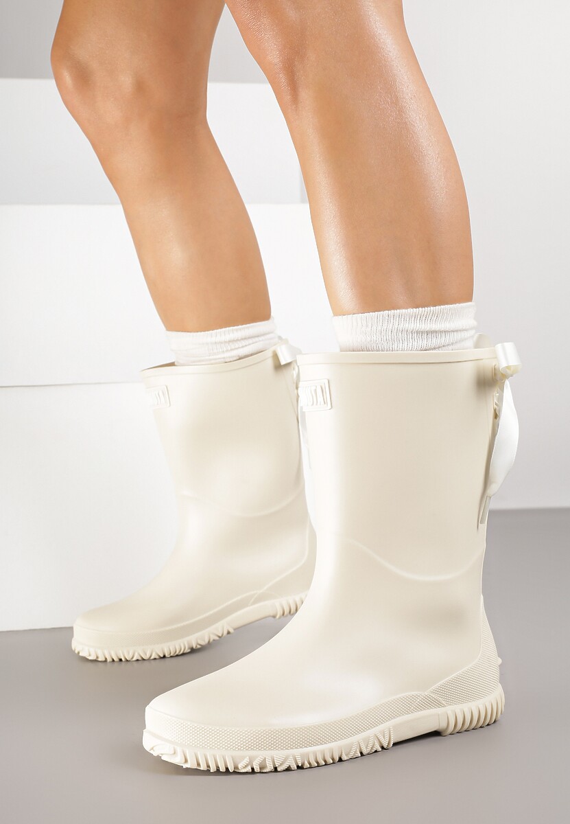 Beżowe Kalosze Ozdobione Wiązaniem Pinelle