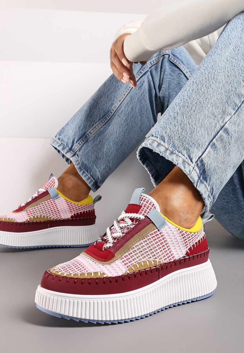Bordowe Sneakersy na Platformie Wykończone Przeszyciami Terionna