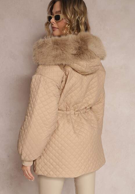 Beżowa Kurtka z Futrzanym Kapturem i Drobnym Pikowaniem Obtashe