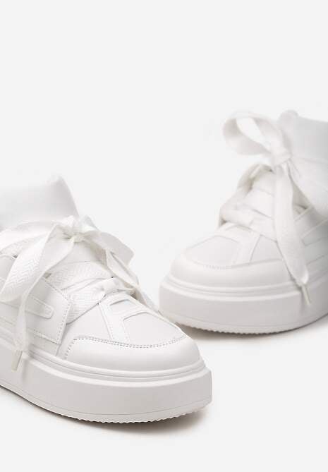 Białe Sneakersy Na Niskiej Platformie z Szerokimi Sznurówkami we Wzorek Vidira