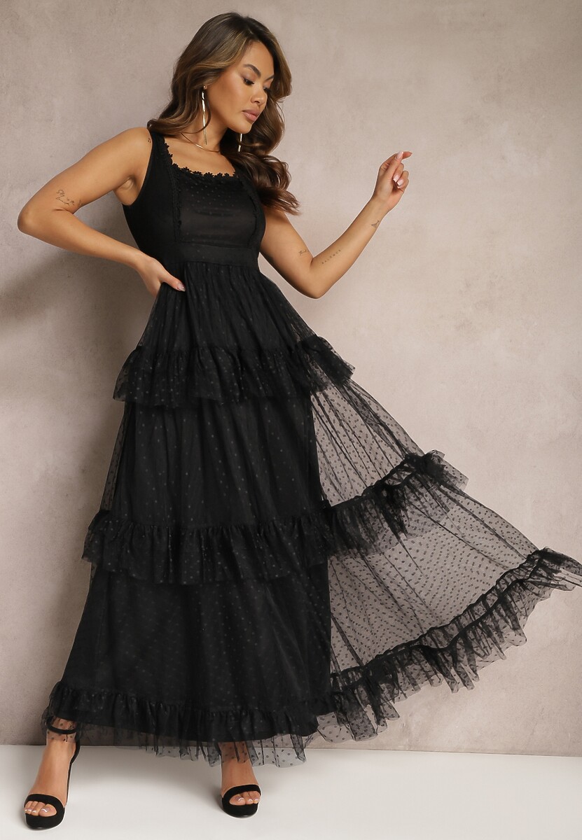 Czarna Maxi Sukienka o Rozkloszowanym Kroju z Falbankami Efezmi