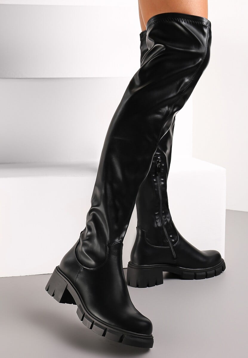 Czarne Kozaki za Kolano z Imitacji Skóry na Grubej Podeszwie z Suwakiem Ariuka