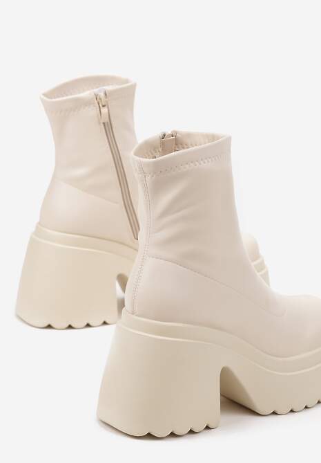 Beżowe Botki na Platformie i Słupku Wykończone Suwakiem i Dopasowaną Cholewką Saliefra