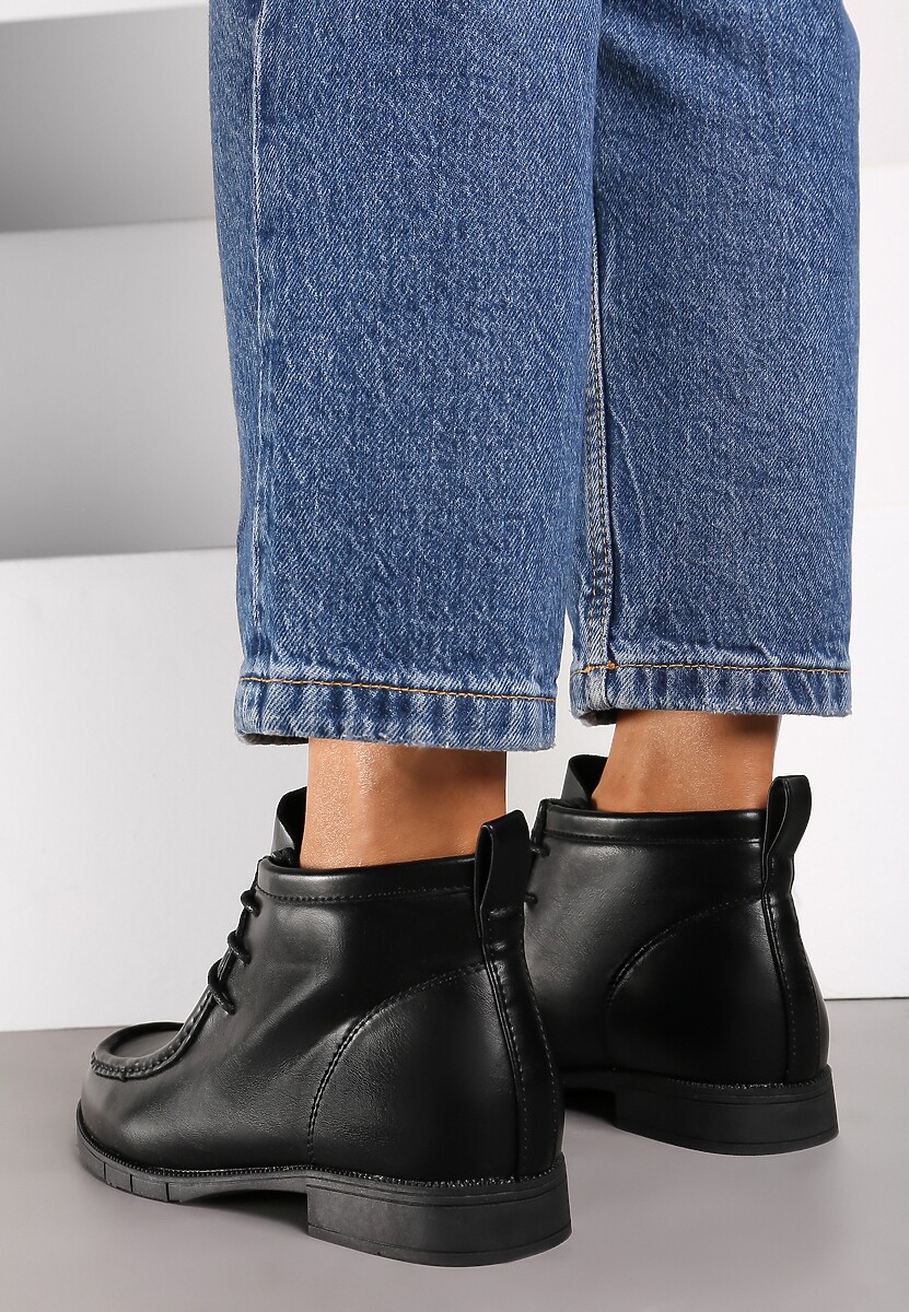 Czarne Botki na Płaskiej Podeszwie ze Sznurowaniem Ozdobione Przeszyciami Itterisa