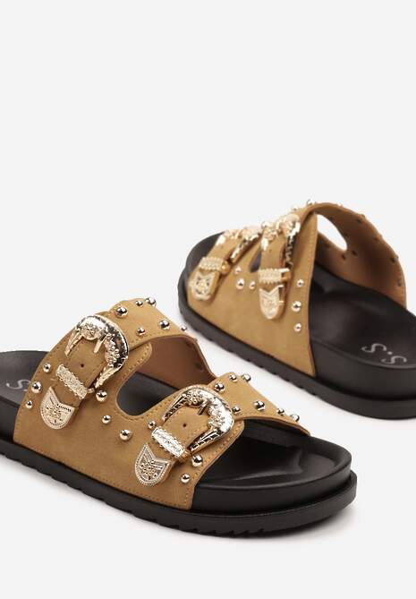 Brązowe Klapki z Ozdobnymi Sprzączkami i Nitami Ulkio