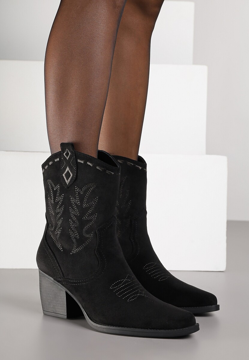 Czarne Botki Kowbojki na Stożku Ozdobione Haftem Falacine