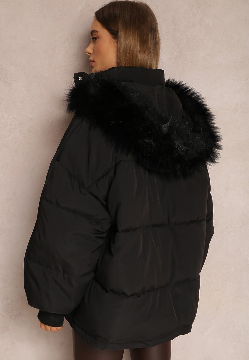 Czarna Kurtka Oversize z Futrzanym Kapturem Haduni