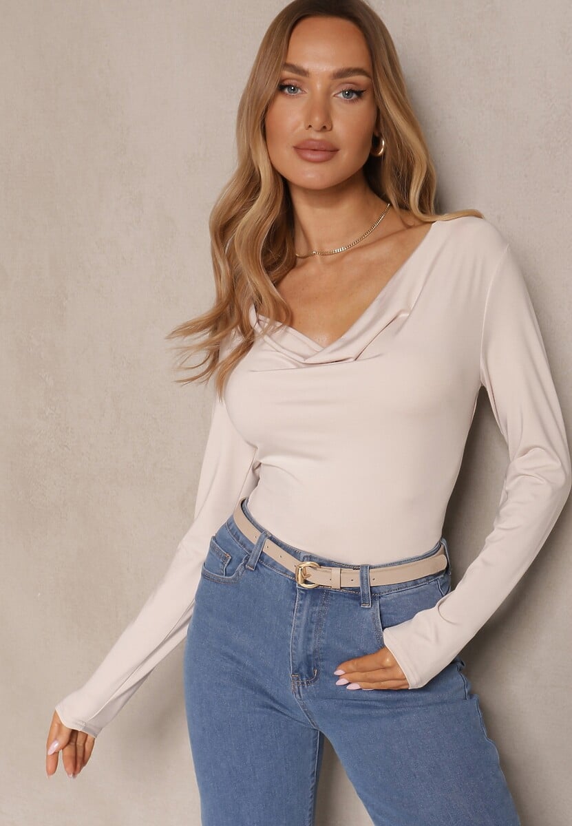 Czerwona Bluzka z Wiskozą w Eleganckim Stylu z Dekoltem Woda Tathelena