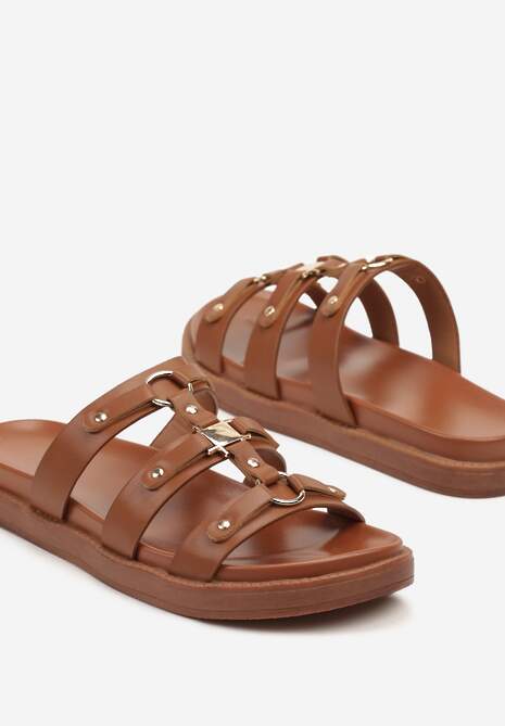 Brązowe Klapki Zdobione Aplikacjami z Metalicznym Połyskiem Lisathea