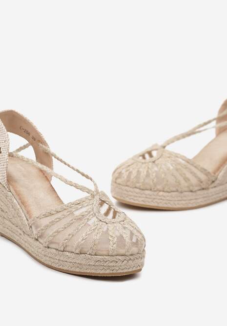 Beżowe Sandały na Koturnie z Wkładką z Imitacji Zamszu Wiązane Ozdobione Plecionką Glanara