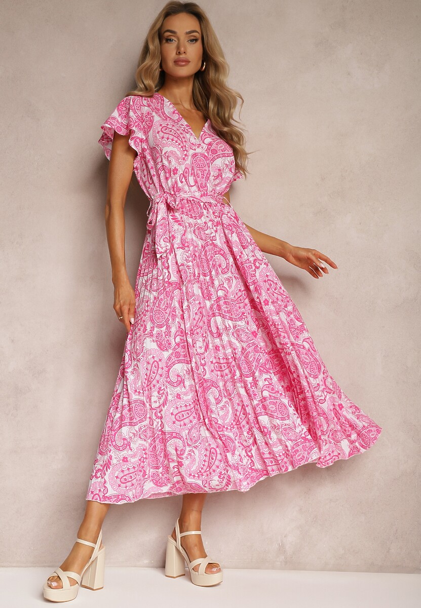 Różowa Rozkloszowana Sukienka z Trójkątnym Dekoltem z Materiałowym Paskiem i Gumką w Talii Carimi