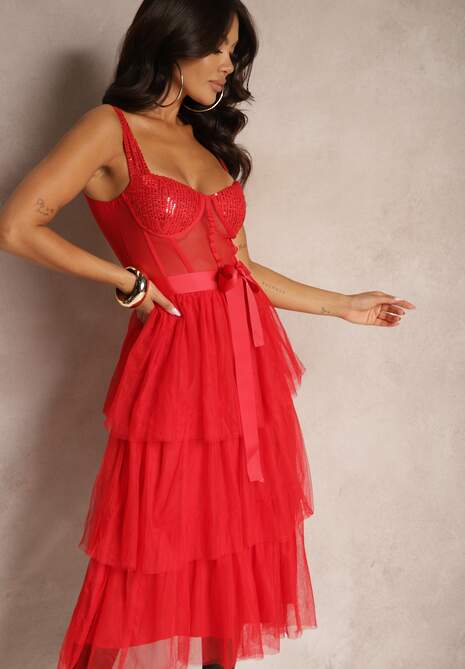 Czerwona Koktajlowa Sukienka na Ramiączkach Ozdobiona Cekinami Falbanami i Kokardą Inalisa