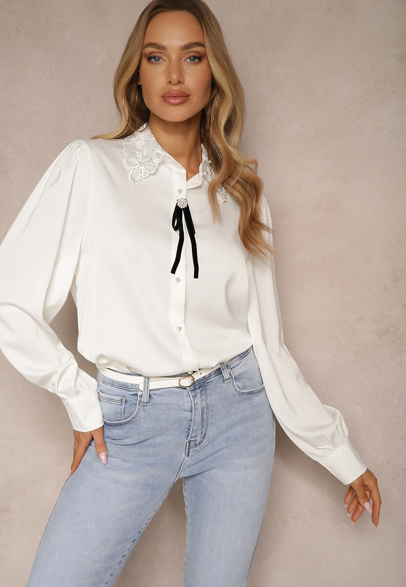 Biała Koszula z Bufiastymi Rękawami Kołnierzem z Perłami i Broszką Gonathiel