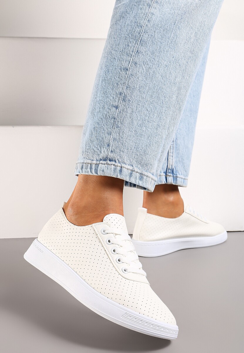 Beżowo-Białe Sznurowane Tenisówki z Ozdobną Taśmą na Tyle i Perforacją Kavinna