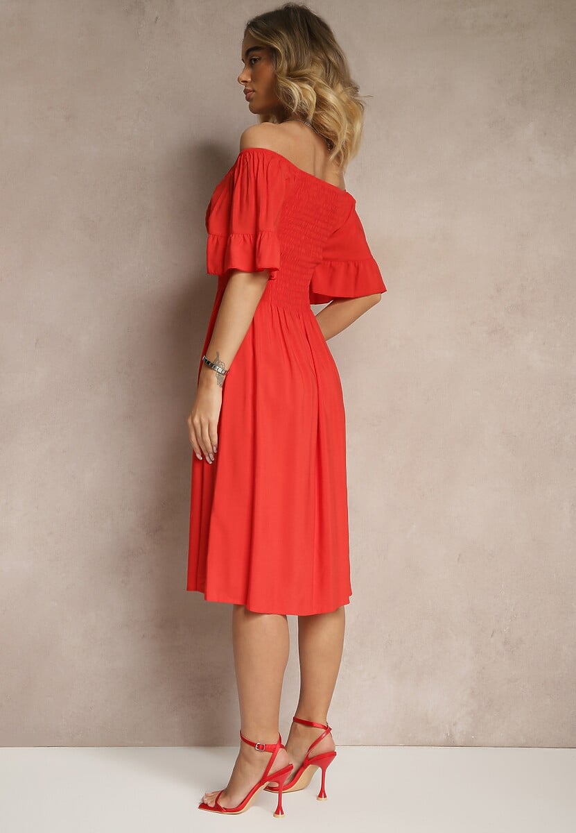 Czerwona Sukienka Rozkloszowana z Bawełny z Bufkami w Ramionach i Gumkami w Biuście Norlio