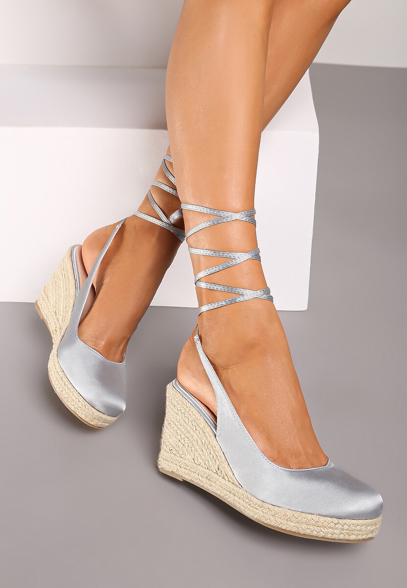 Czarne Sandały Espadryle z Satynową Cholewką i Plecionym Koturnem Manolla