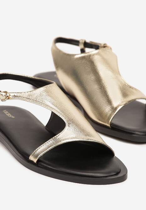 Złote Asymetryczne Sandały Vices ze Sprzączką Merilda
