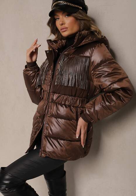 Brązowa Kurtka z Kapturem i Marszczonym Paskiem Zdobiona Frędzlami i Pikowaniem Sanathra